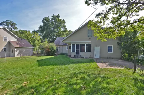 Exterior - 2113 Fields Pl, Ottawa, IL 61350 photo 2 of 4