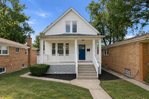 10116 S Malta St, Chicago, IL 60643