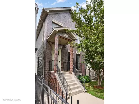 1644 N Campbell Ave, Chicago, IL 60647