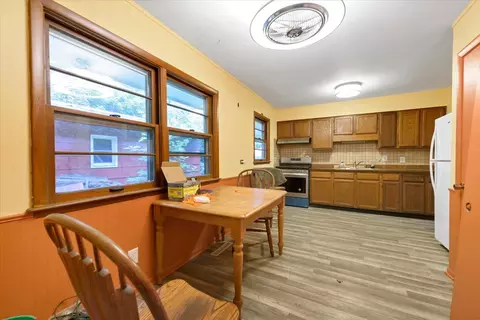 Kitchen - 5715 Fox Lake Rd, Mchenry, IL 60051 photo 1 of 2