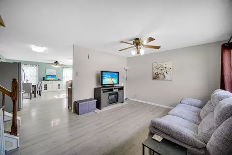 Living - 951 Surf Ct, Bartlett, IL 60103 photo 1 of 4