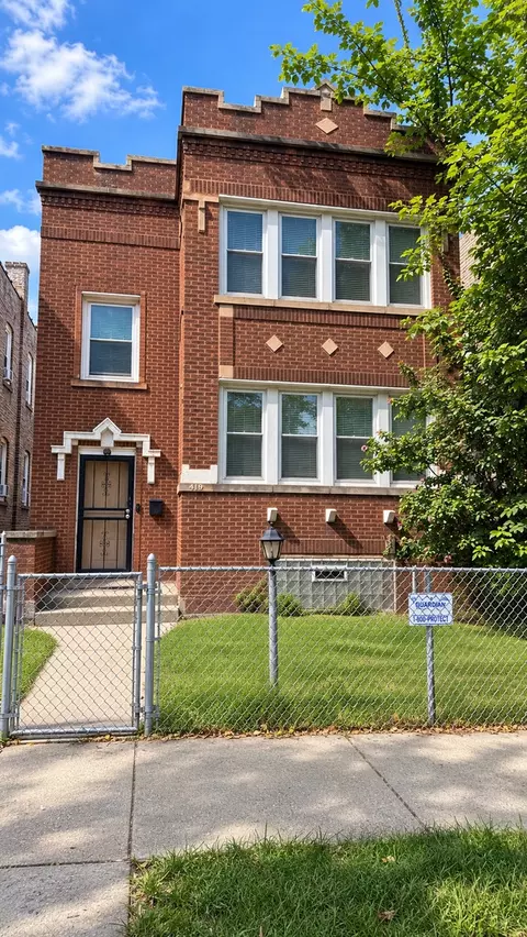 410 N Leclaire Ave, Chicago, IL 60644