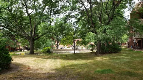 Exterior - 211 E Janata Ave #3B, Lombard, IL 60148 photo 7 of 11