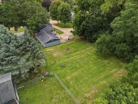 View/Area - 302 Towne St, Morrison, IL 61270 photo 2 of 3