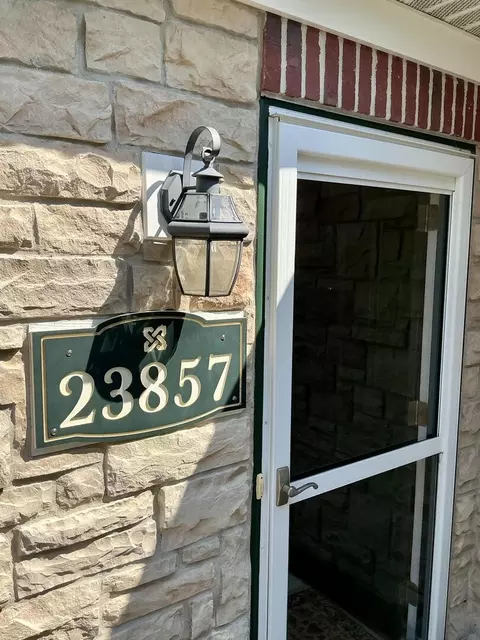 Exterior - 23857 N Dayfield Dr, Plainfield, IL 60586 photo 4 of 10