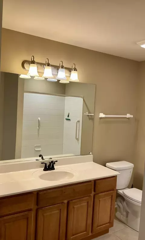 Bath - 23857 N Dayfield Dr, Plainfield, IL 60586 photo 2 of 2