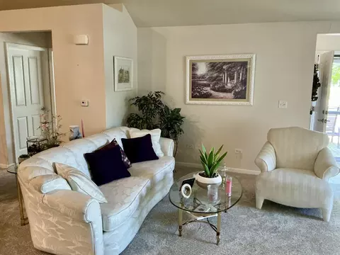 Living - 23857 N Dayfield Dr, Plainfield, IL 60586 photo 4 of 6