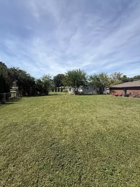 201 S Towanda Ave, Normal, IL 61761 photo 4