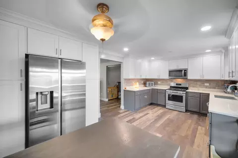 Kitchen - 7016 Lewis Clark Dr, Plainfield, IL 60586 photo 2 of 3