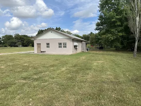 Other - 348 State Rte 37 Rte, Kell, IL 62853 photo 1 of 11