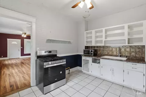 Kitchen - 430 S Myrtle Ave, Kankakee, IL 60901 photo 1 of 2