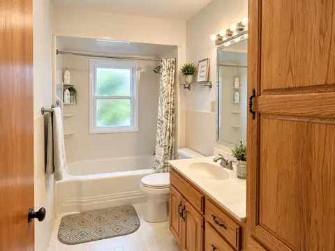 Bath - 1629 34th St, Moline, IL 61265 photo 1 of 1