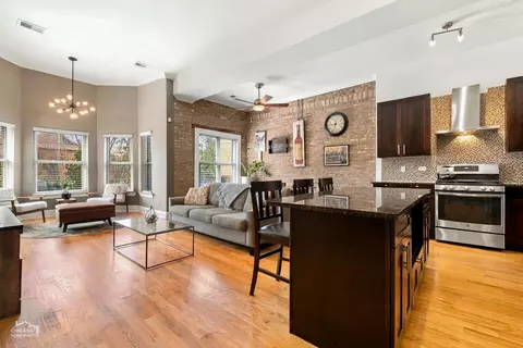 Other - Undisclosed, Chicago, IL 60657 photo 1 of 6