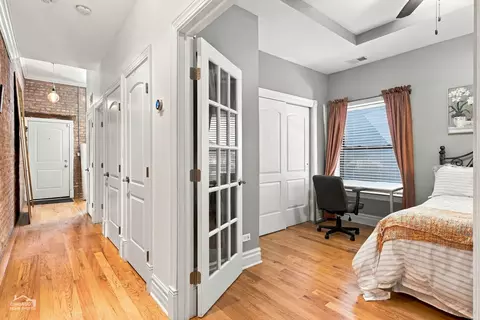 Entry Way - Undisclosed, Chicago, IL 60657 photo 1 of 1