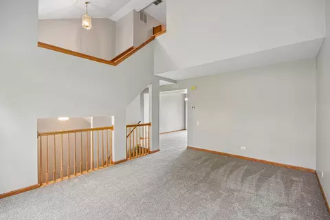 Living - 3193 Ketch Ct, Aurora, IL 60503 photo 3 of 7
