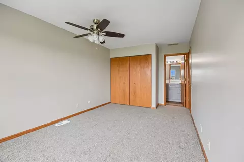 Bedroom - 3193 Ketch Ct, Aurora, IL 60503 photo 3 of 5