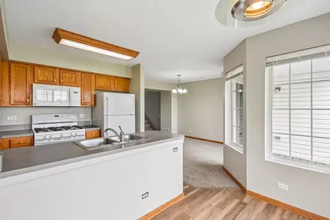 Kitchen - 3193 Ketch Ct, Aurora, IL 60503 photo 4 of 4