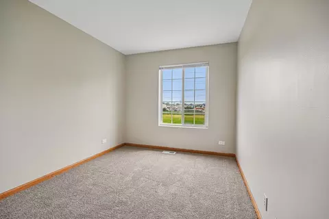 Bedroom - 3193 Ketch Ct, Aurora, IL 60503 photo 5 of 5