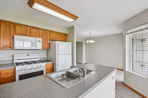 Kitchen - 3193 Ketch Ct, Aurora, IL 60503 photo 2 of 4