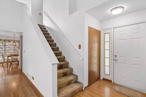Entry Way - 491 Harvard Ln, Bartlett, IL 60103 photo 1 of 2