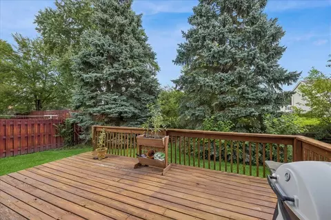 Exterior - 491 Harvard Ln, Bartlett, IL 60103 photo 3 of 3