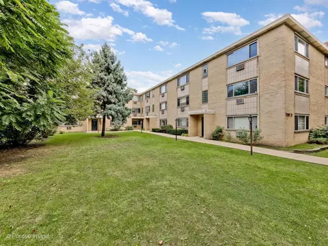 7021 N Ridge Blvd #1E, Chicago, IL 60645
