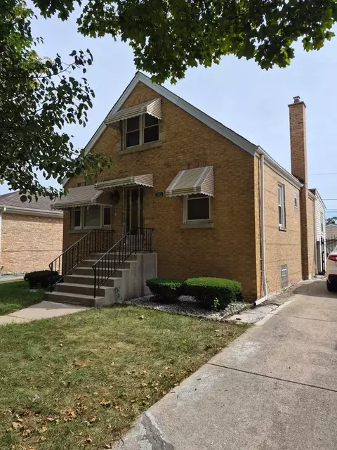3423 N Odell Ave N, Chicago, IL 60634