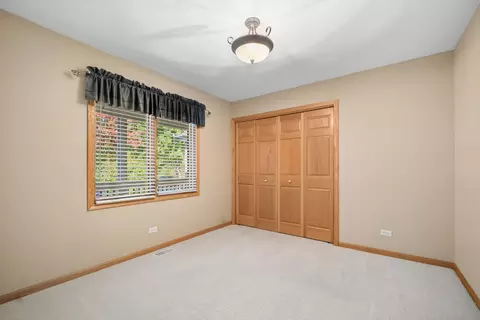 Bedroom - Undisclosed, Elgin, IL 60123 photo 4 of 5