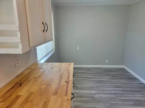 Other - 810 Southside Ave, Mchenry, IL 60051 photo 2 of 3