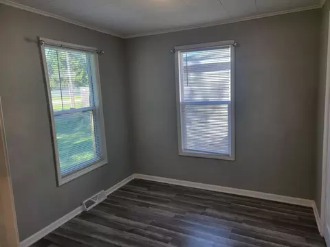 Bedroom - 810 Southside Ave, Mchenry, IL 60051 photo 2 of 2