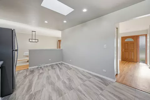 Other - 4602 Magnolia Dr, Rolling Meadows, IL 60008 photo 2 of 5