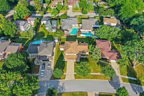 View/Area - 4602 Magnolia Dr, Rolling Meadows, IL 60008 photo 3 of 5