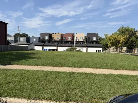 4600 S Champlain Ave, Chicago, IL 60653