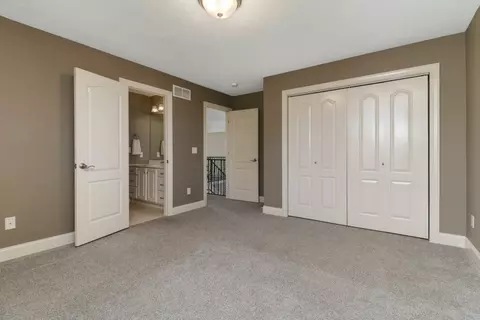 Bedroom - 2807 Lone Oak Rd, Bloomington, IL 61705 photo 6 of 9