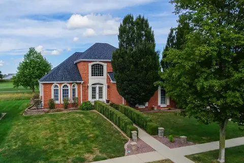 Exterior - 2807 Lone Oak Rd, Bloomington, IL 61705 photo 11 of 11
