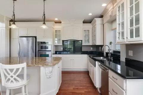 Kitchen - 2807 Lone Oak Rd, Bloomington, IL 61705 photo 1 of 5