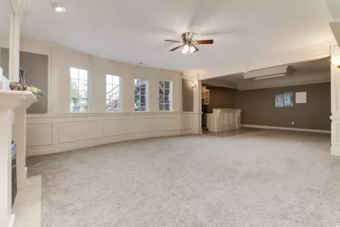 Living - 2807 Lone Oak Rd, Bloomington, IL 61705 photo 5 of 7