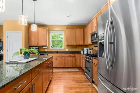 Kitchen - 461 Mooresfield St, Elgin, IL 60124 photo 1 of 2