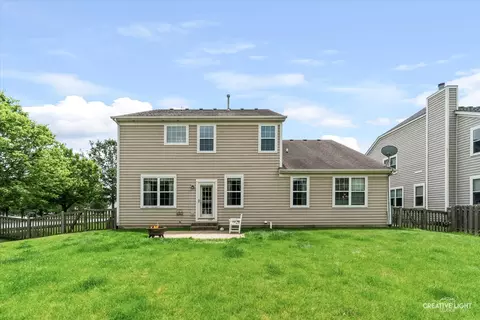 Exterior - 461 Mooresfield St, Elgin, IL 60124 photo 4 of 4