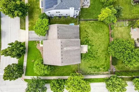View/Area - 461 Mooresfield St, Elgin, IL 60124 photo 2 of 5