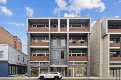 2837 N Halsted St #2N, Chicago, IL 60657