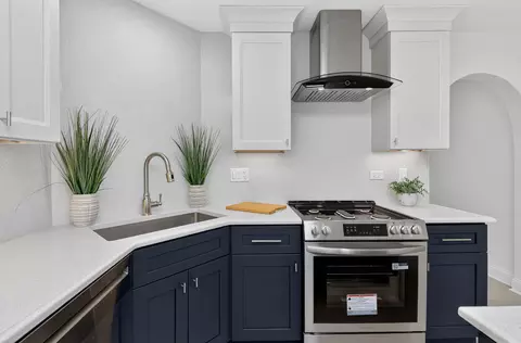 Kitchen - 3113 Reflection Dr, Naperville, IL 60564 photo 2 of 4