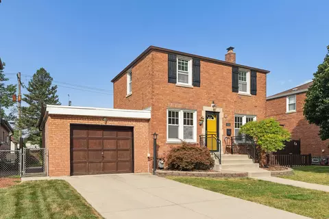 9116 S Troy Ave, Evergreen Park, IL 60805