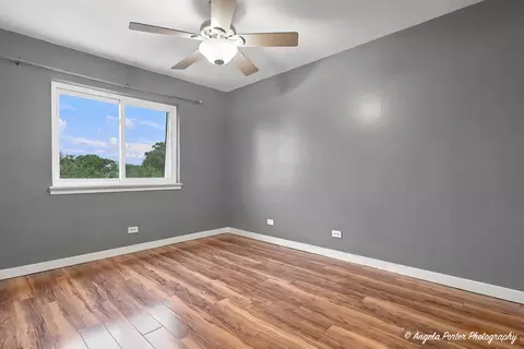 Bedroom - Undisclosed, Des Plaines, IL 60016 photo 1 of 4