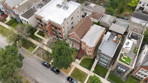 View/Area - 631 E Bowen Ave, Chicago, IL 60653 photo 4 of 5