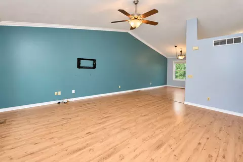 Living - 3 Nicole Ct, Bloomington, IL 61701 photo 5 of 8