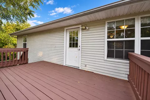 Exterior - 3 Nicole Ct, Bloomington, IL 61701 photo 13 of 15