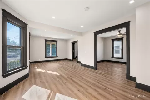Living - 468 Locust St, Elgin, IL 60123 photo 4 of 5