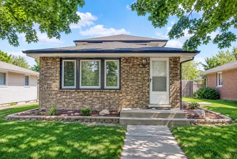 18107 Kostner Ave, Country Club Hills, IL 60478