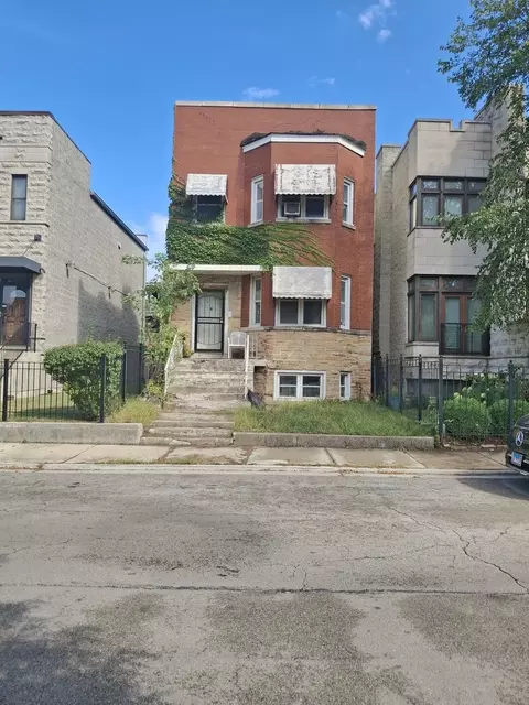 4555 S Forrestville Ave, Chicago, IL 60653